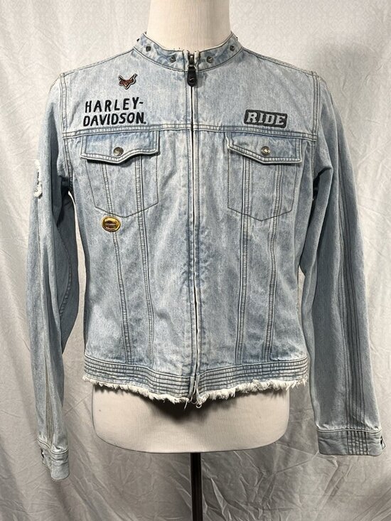 Harley-Davidson Jackets & Blazers - Women’s Sz XL Harley Davidson Denim Jacket Patches Studs Distressed Light Blue